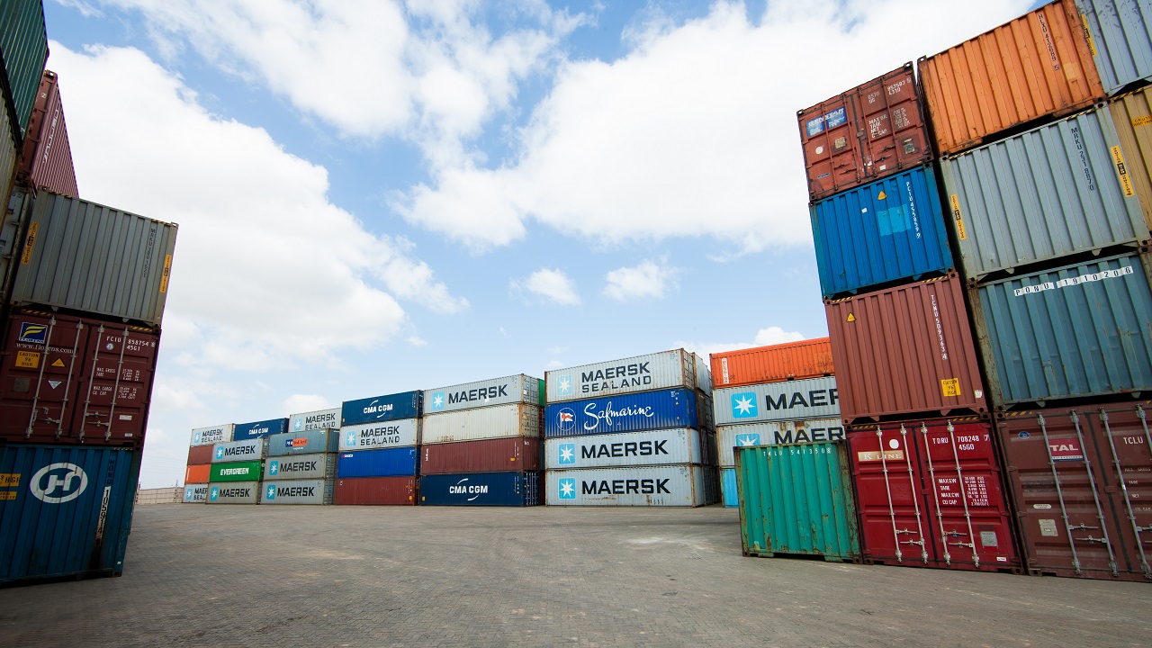Container handling at Compact CFS