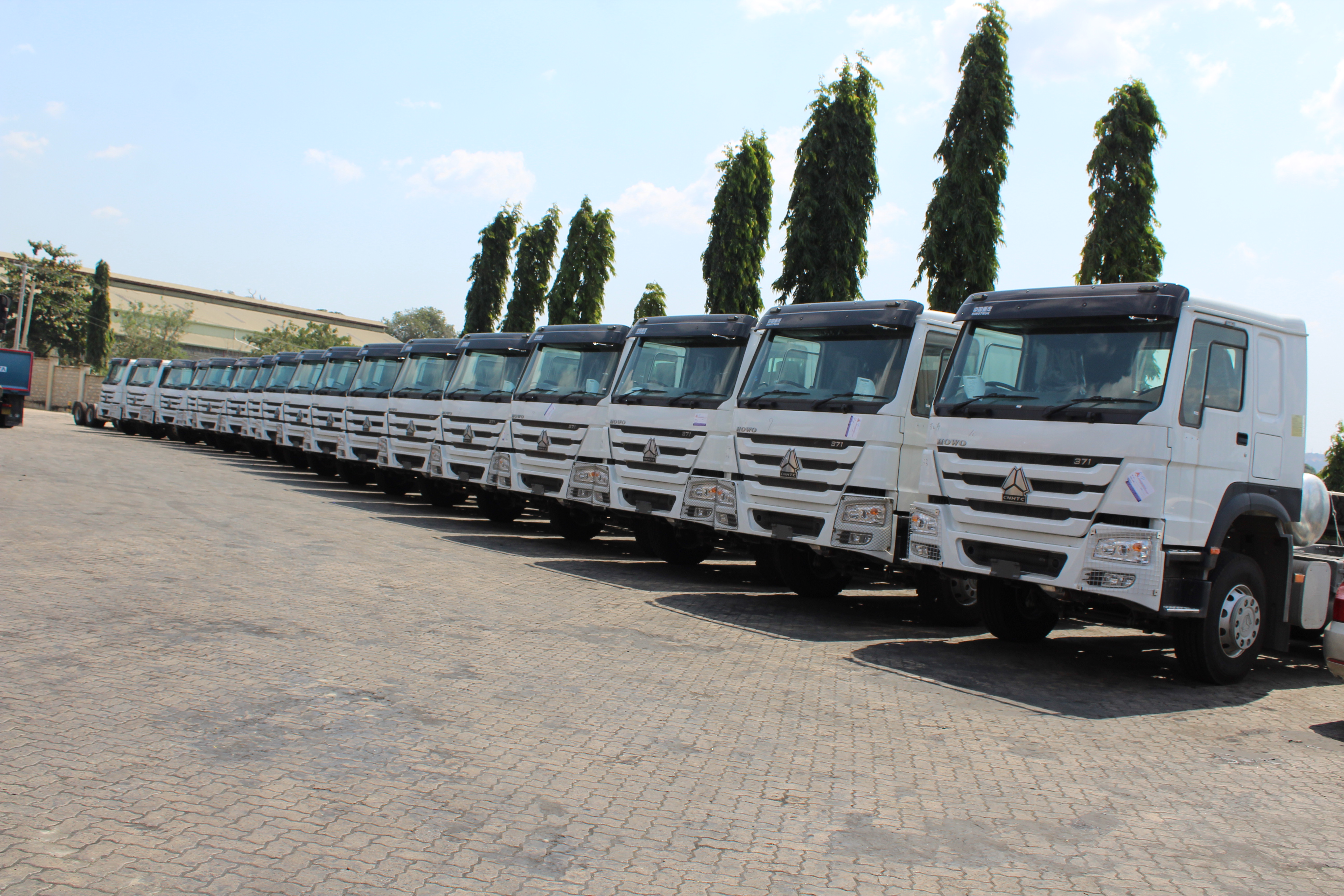 Motor vehicle storage yard at Compact CFS